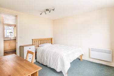 2 bed flat, Pudding Chare, City Centre, Newcastle, NE11UD - Image 2